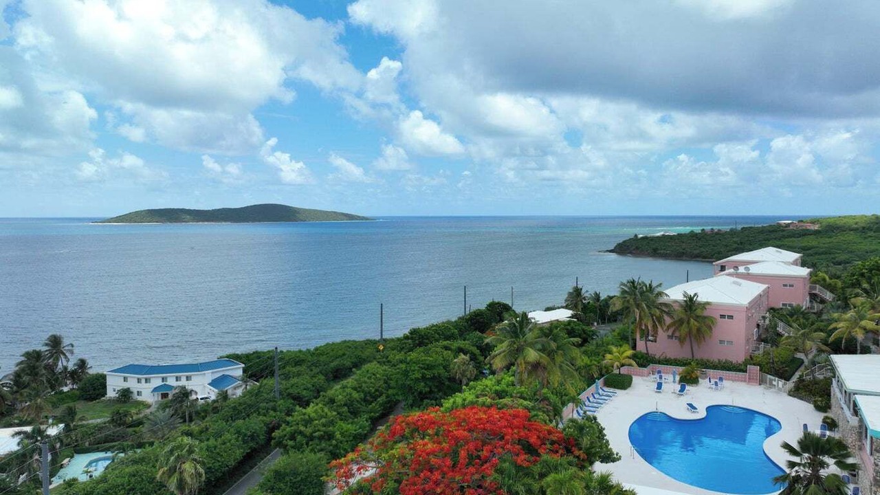 Photo of Outdoor in Estate Coakley Bay