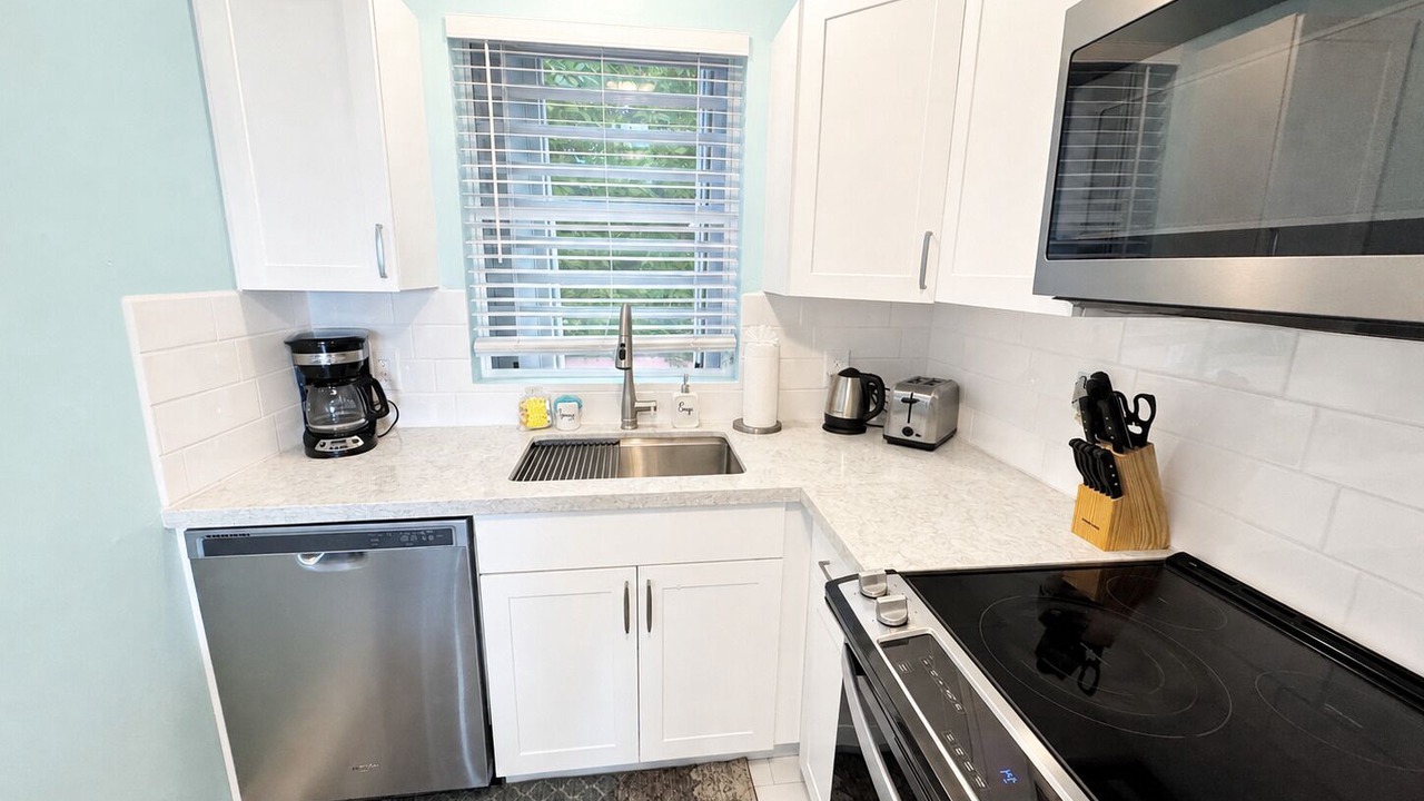 Photo of Kitchen in Estate Coakley Bay