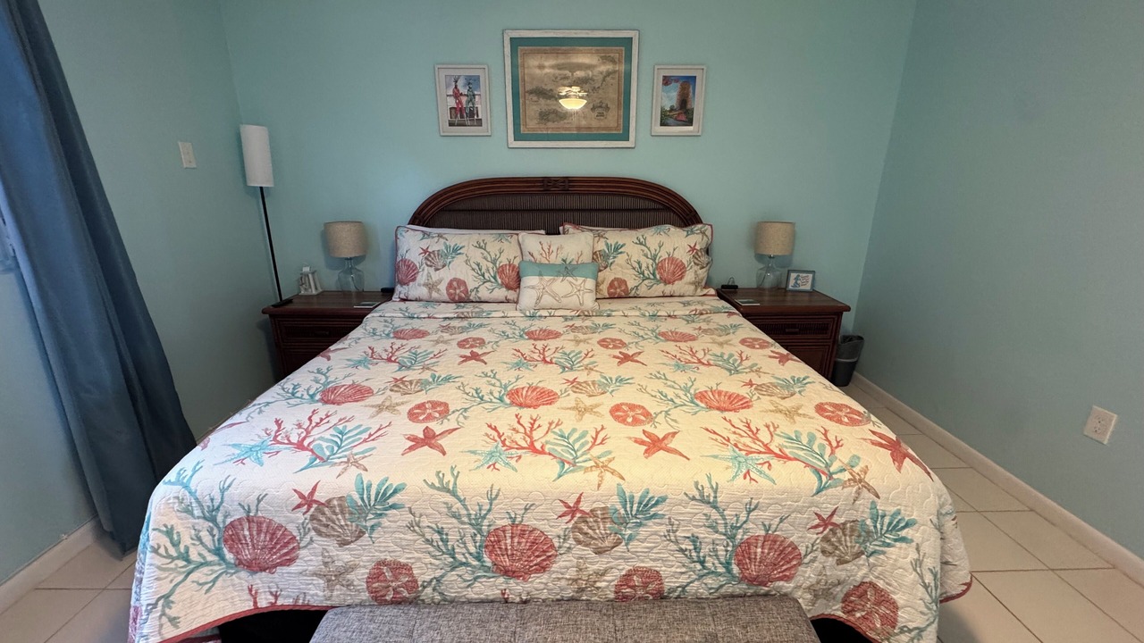 Photo of Bedroom in Estate Coakley Bay