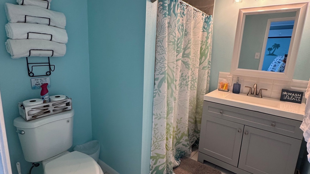 Photo of Bathroom in Estate Coakley Bay