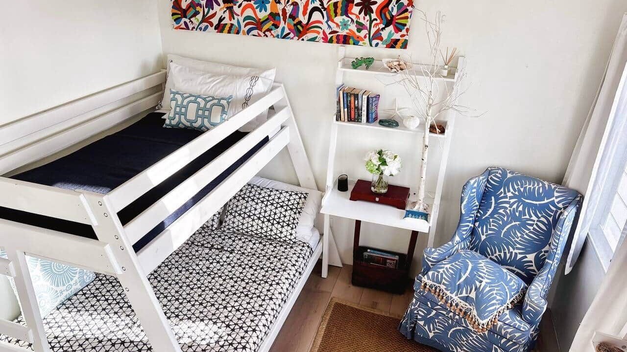 Photo of Bedroom in Estate Western Water Island