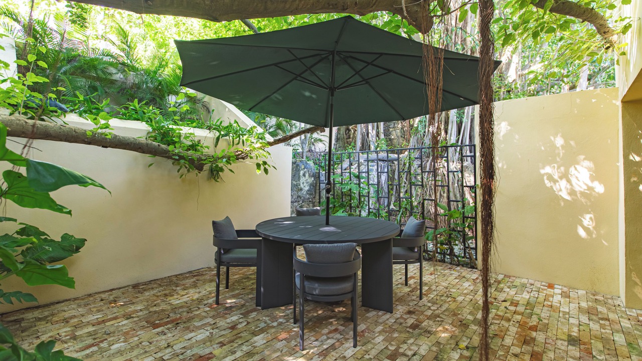 Photo of Outdoor in Estate East Street