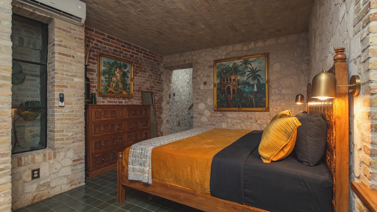 Photo of Bedroom in Estate East Street