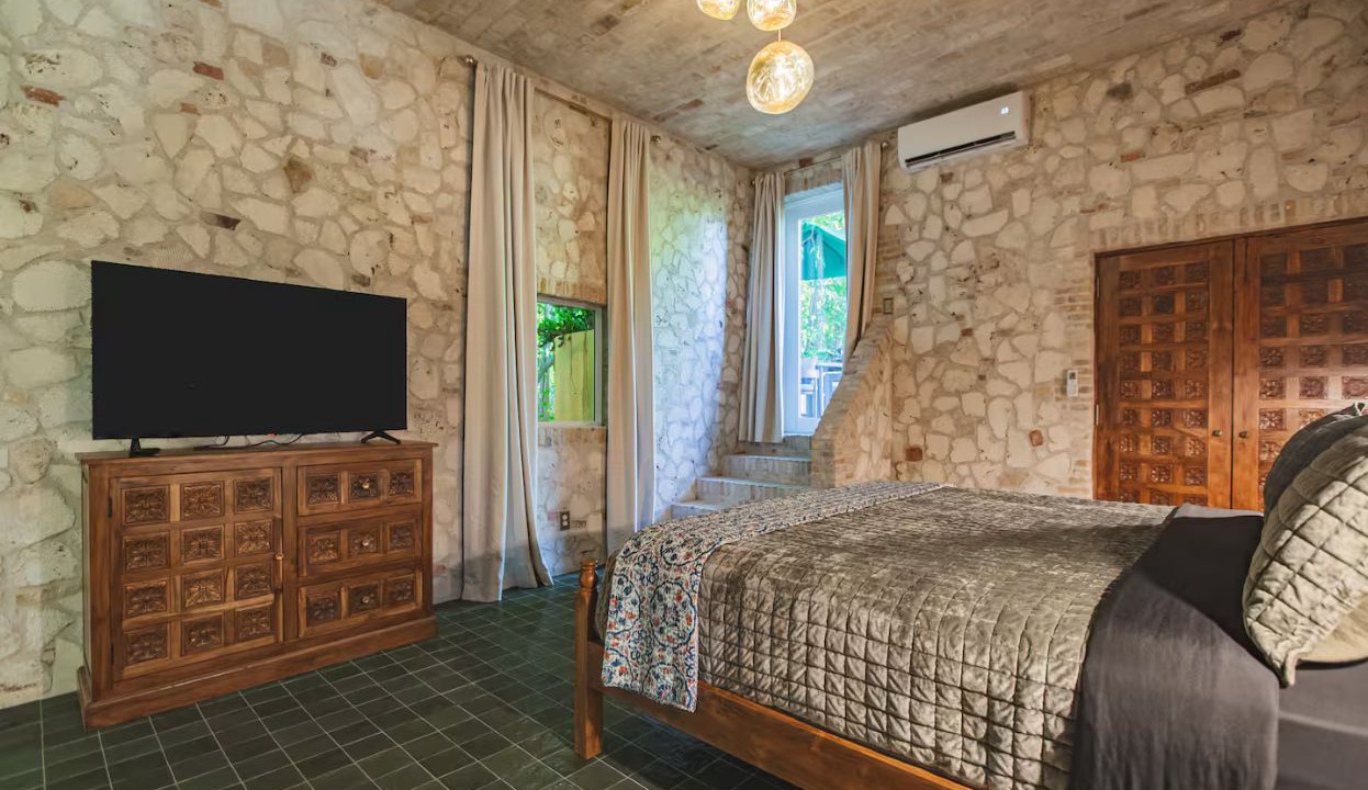 Photo of Bedroom in Estate East Street
