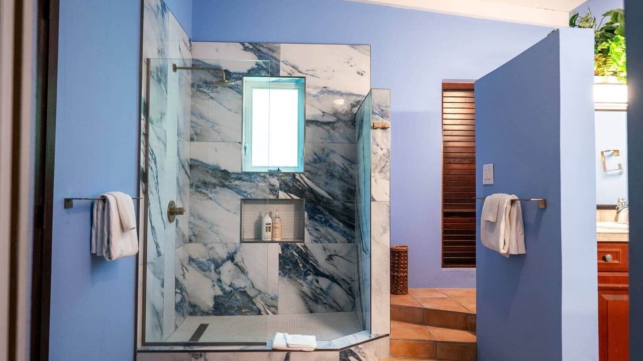 Photo of Bathroom in Tropaco Point