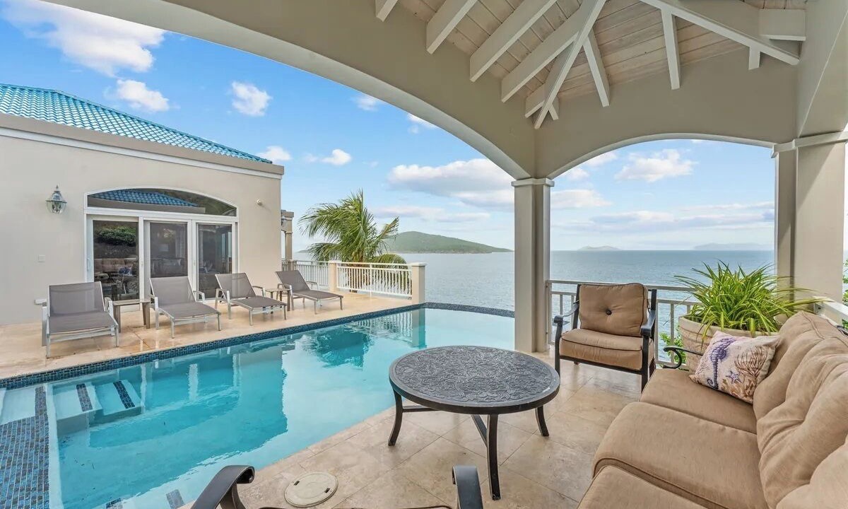 Photo of Outdoor in Estate Peterborg