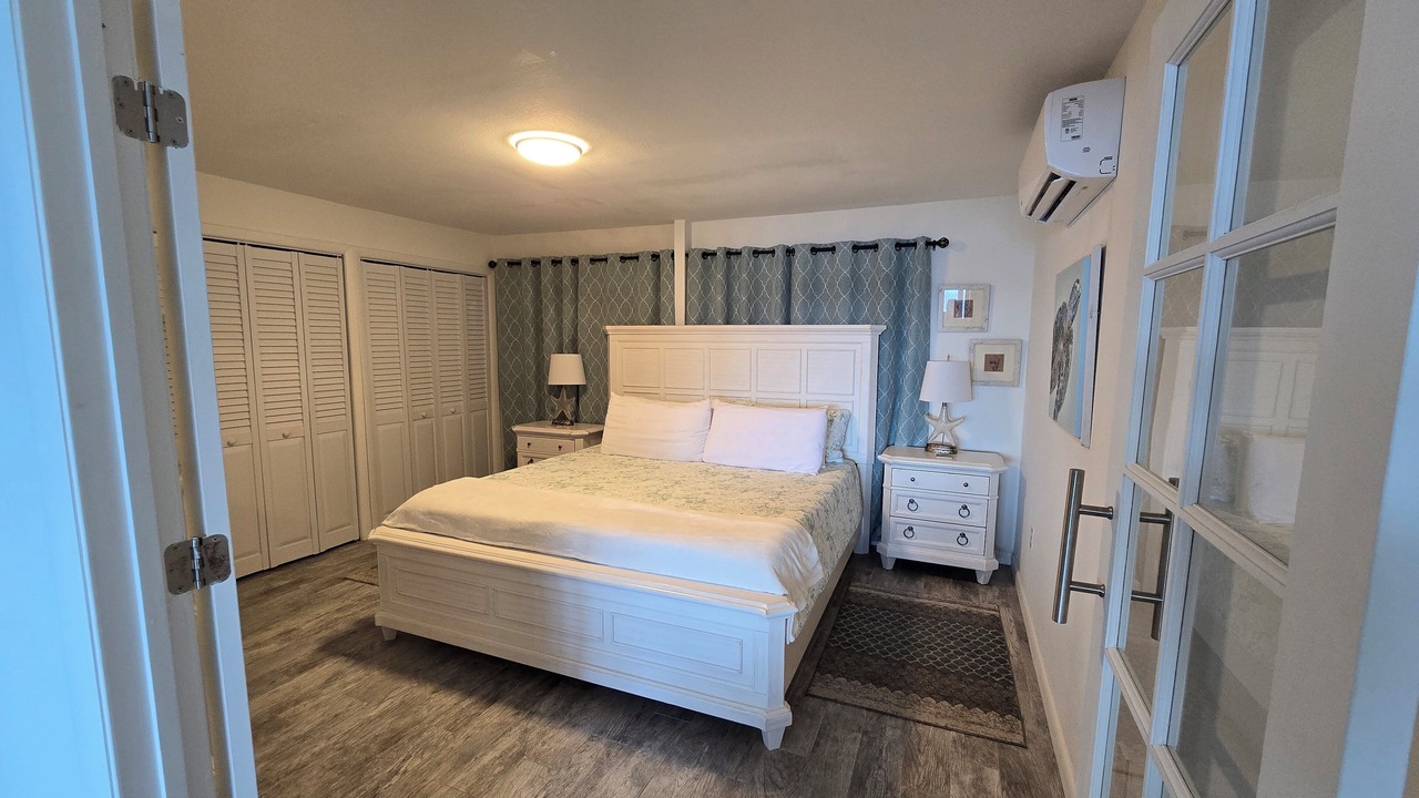 Photo of Bedroom in Bolongo Bay