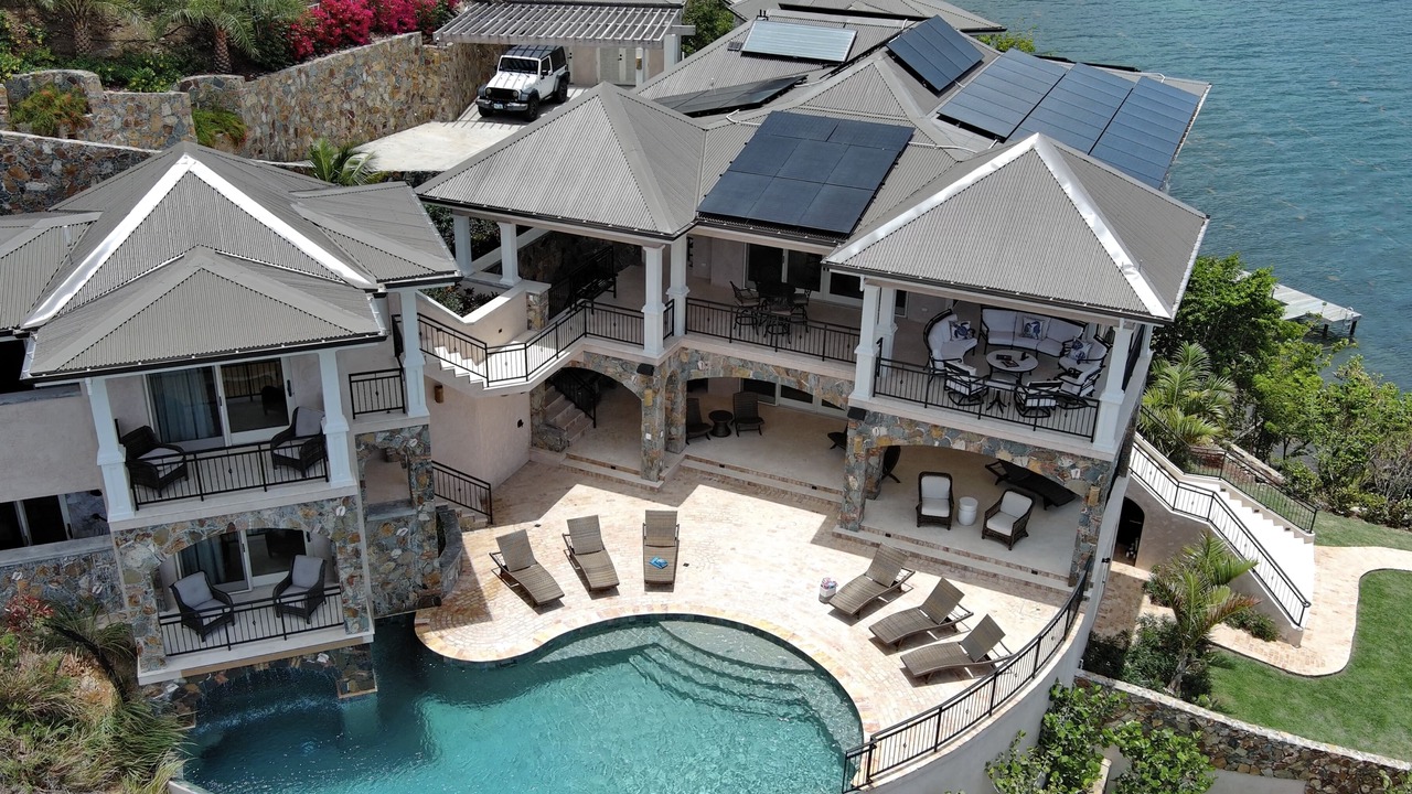 Photo of Outdoor in Estate Ben Runnels Gut
