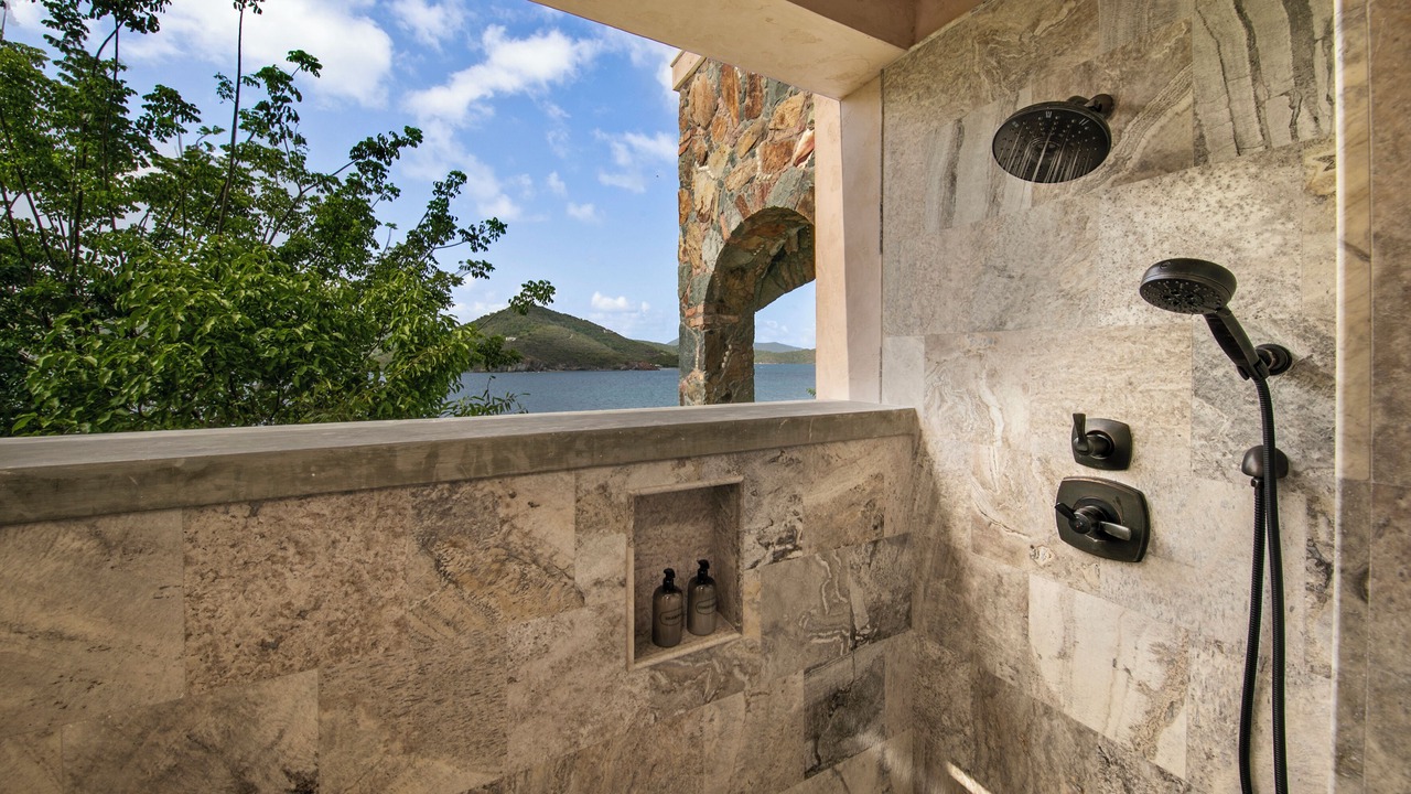 Photo of Outdoor in Estate Ben Runnels Gut
