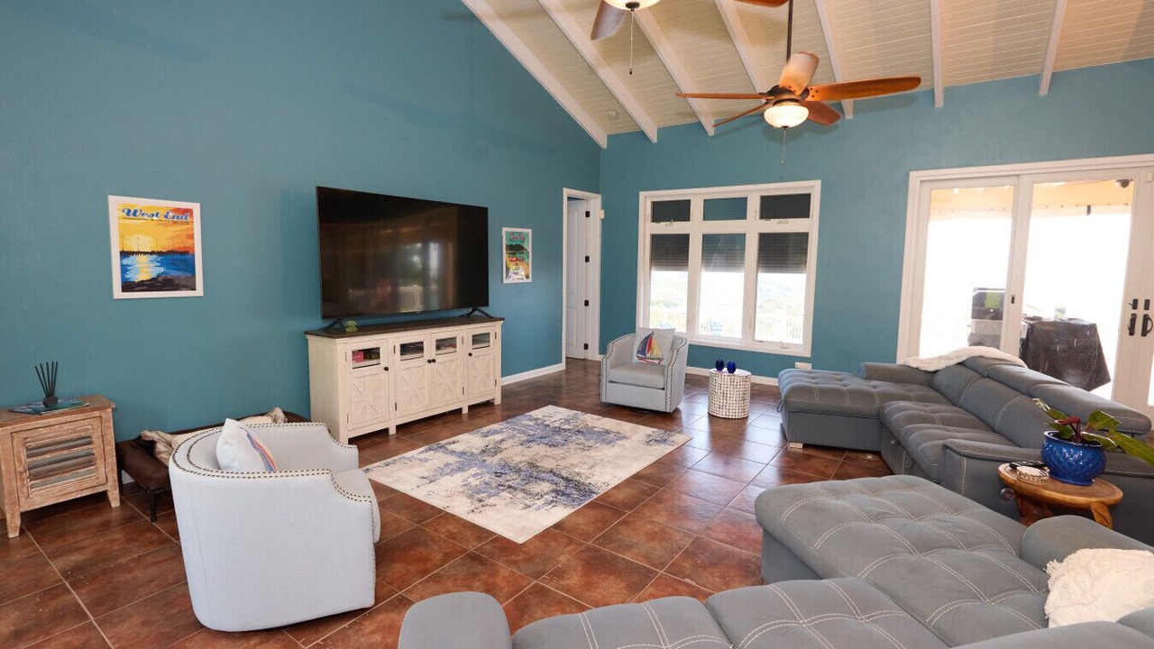 Photo of Livingroom in Sion Farm