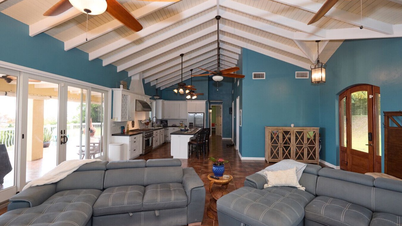 Photo of Livingroom in Sion Farm