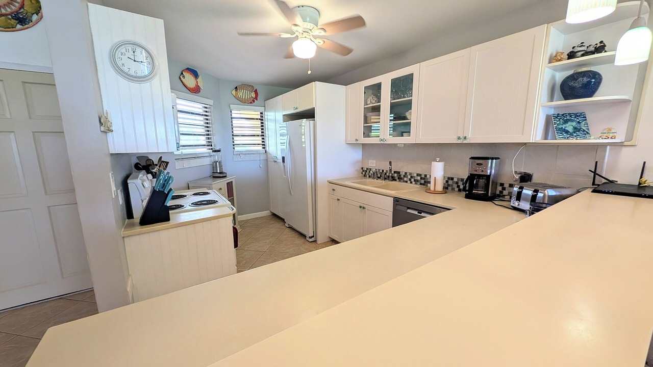 Photo of Kitchen in Estate Little Princess North