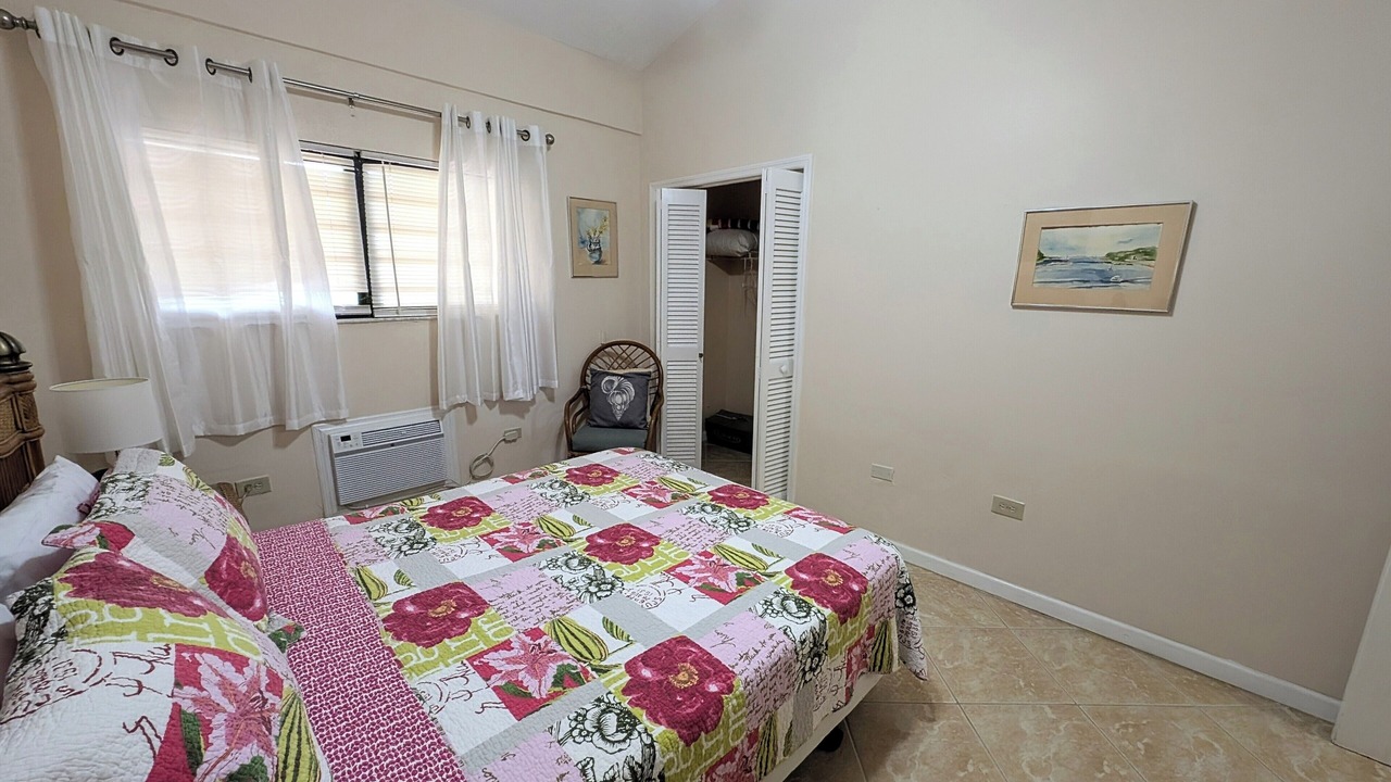 Photo of Bedroom in Estate Little Princess North