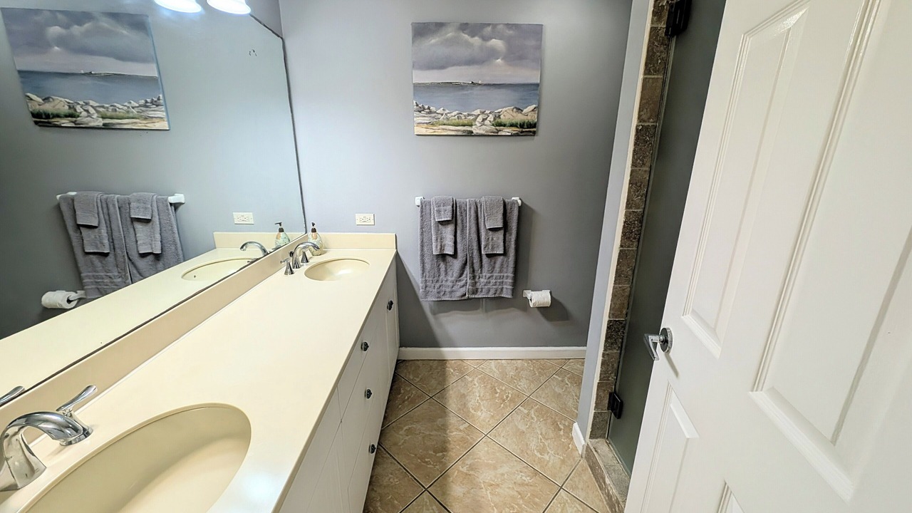 Photo of Bathroom in Estate Little Princess North