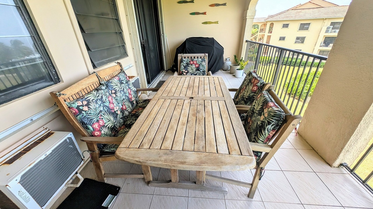 Photo of Outdoor in Estate Little Princess North