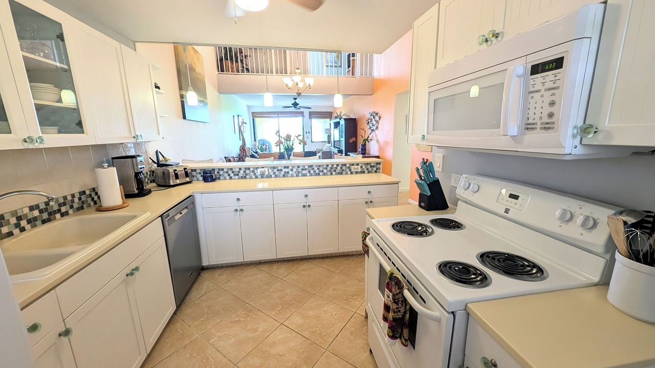 Photo of Kitchen in Estate Little Princess North