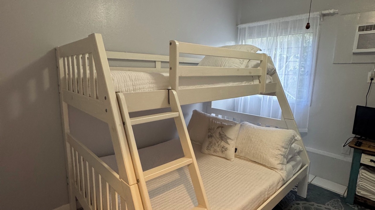 Photo of Bedroom in Cotton Valley