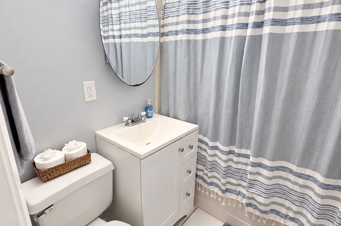 Photo of Bathroom in Estate Coakley Bay