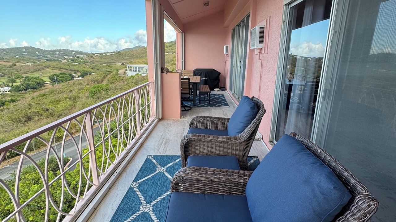 Photo of Patio Balcony in Estate Coakley Bay