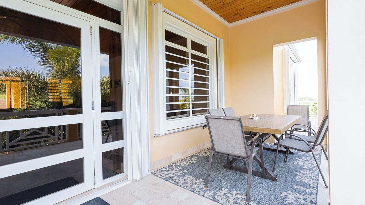 Photo of Outdoor in Estate Golden Rock