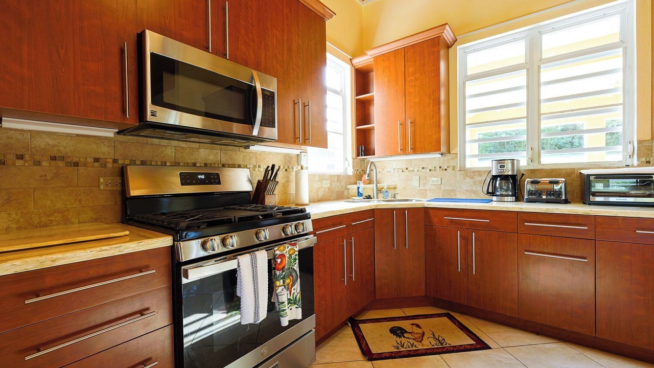 Photo of Kitchen in Estate Golden Rock