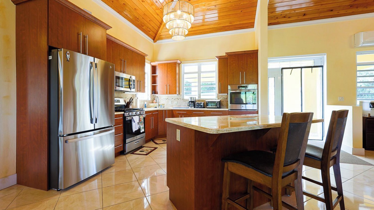 Photo of Kitchen in Estate Golden Rock