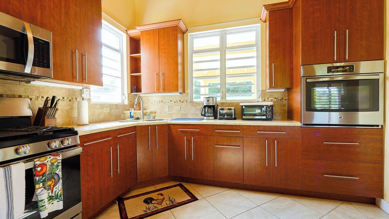 Photo of Kitchen in Estate Golden Rock
