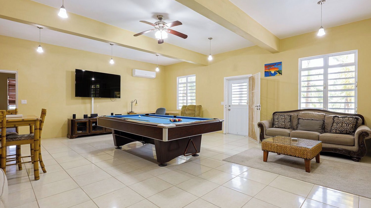 Photo of Bedroom in Estate Golden Rock