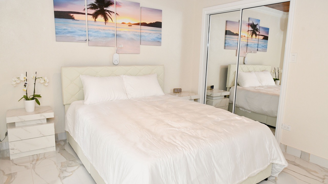 Photo of Bedroom in Orange Grove