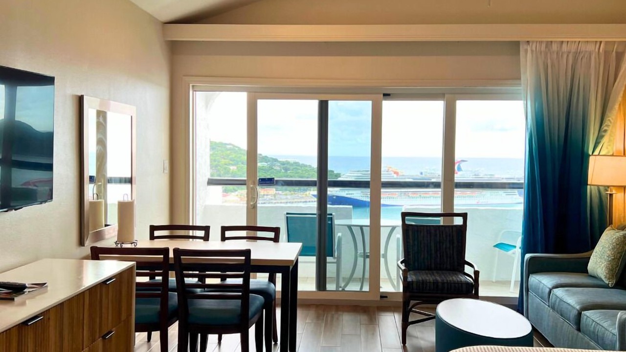 Photo of Livingroom in Estate Kings Quarter