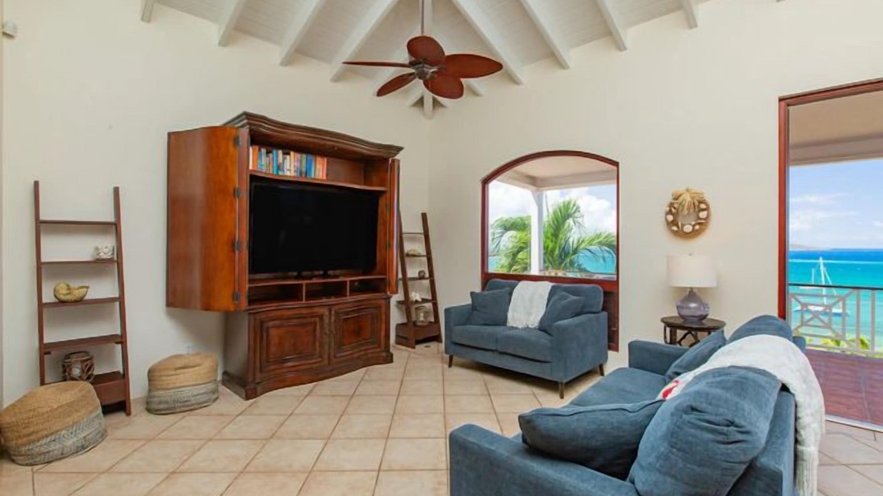 Photo of Livingroom in Slob