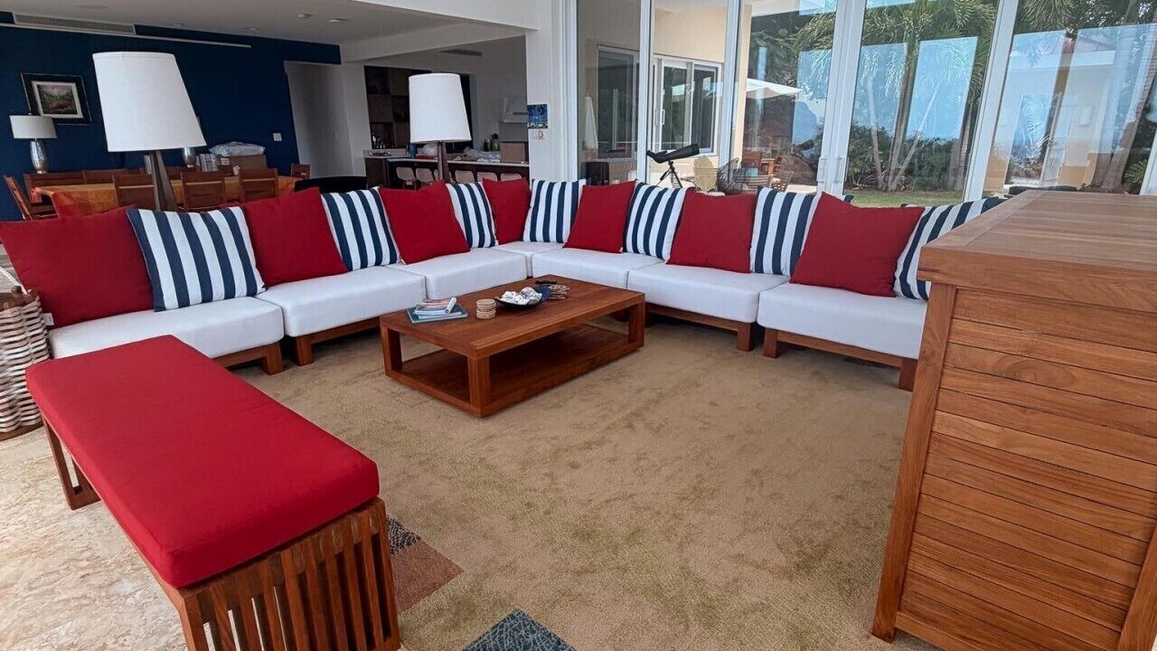 Photo of Livingroom in Estate Little Saint Thomas