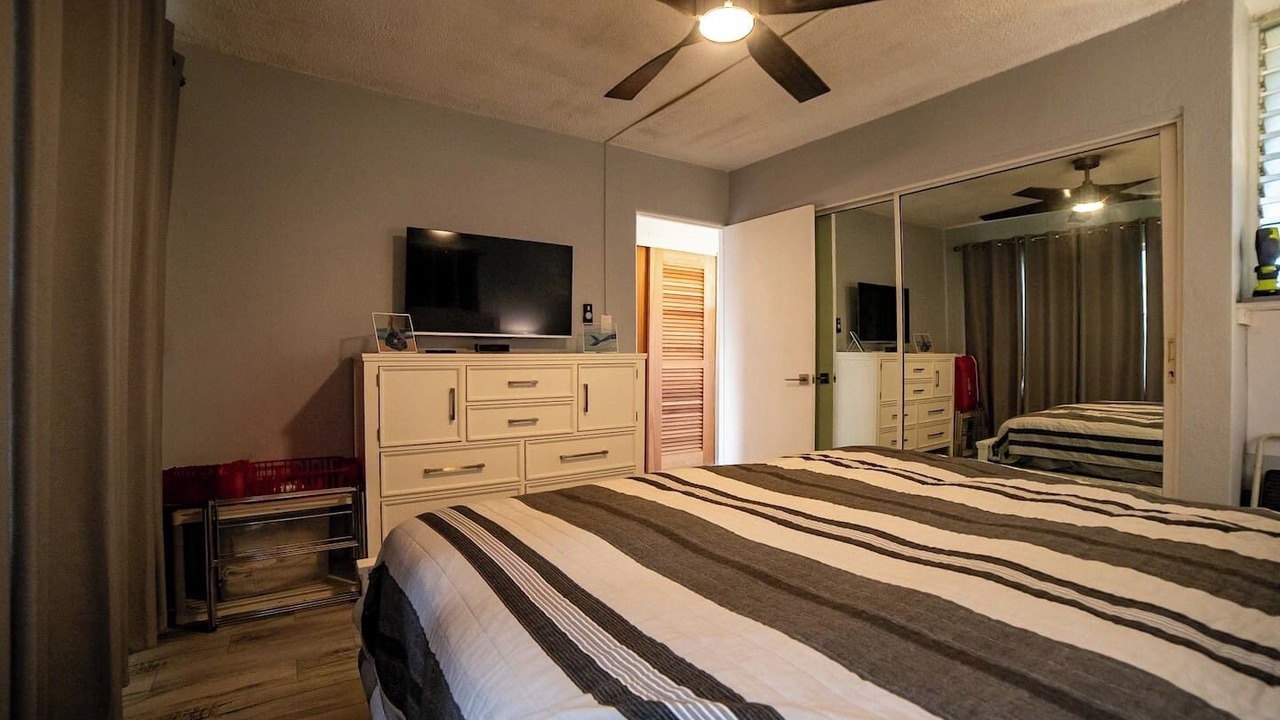 Photo of Bedroom in Orange Grove