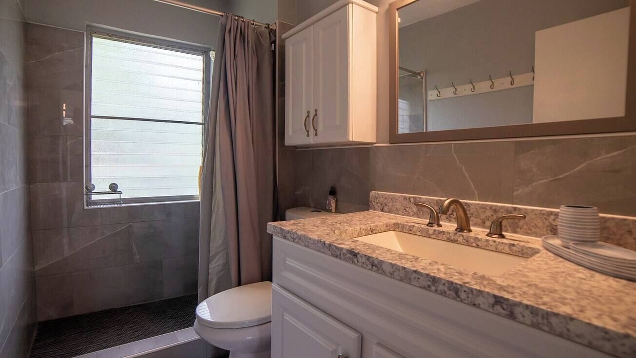 Photo of Bathroom in Orange Grove