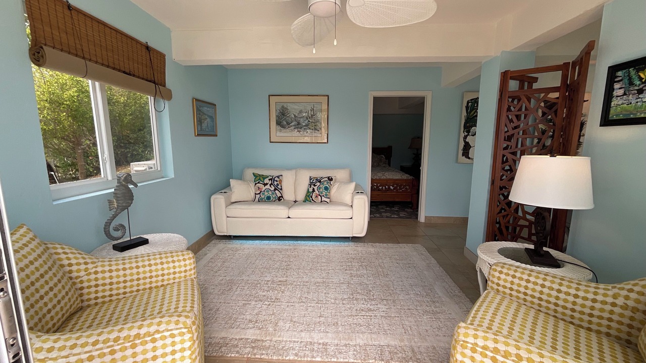 Photo of Livingroom in Estate Prosperity West