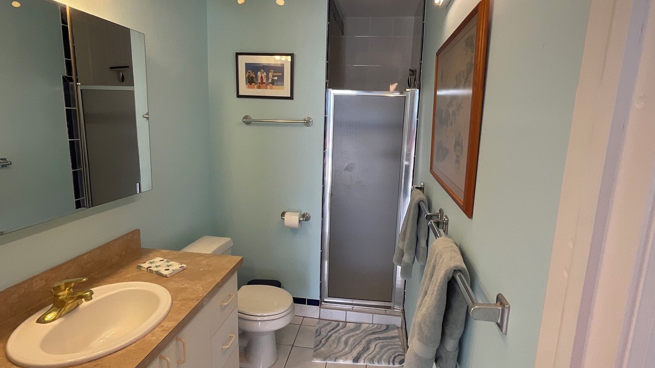 Photo of Bathroom in Estate Prosperity West