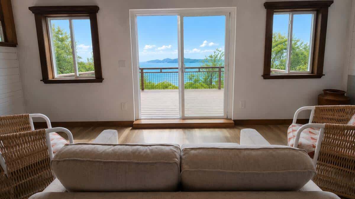 Photo of Livingroom in Ajax Peak