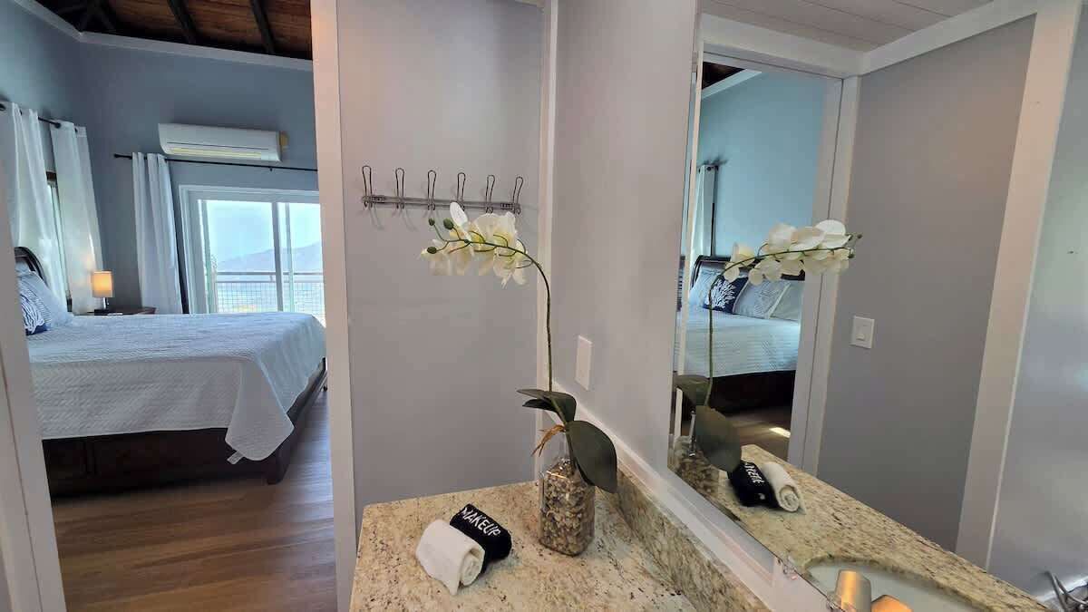 Photo of Bedroom in Ajax Peak