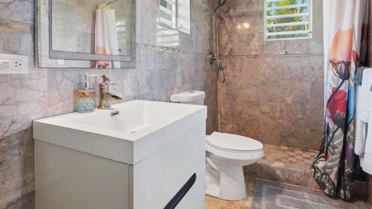 Photo of Bathroom in Estate Enfield Green
