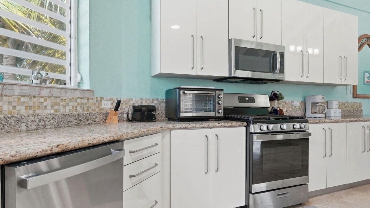 Photo of Kitchen in Estate Enfield Green