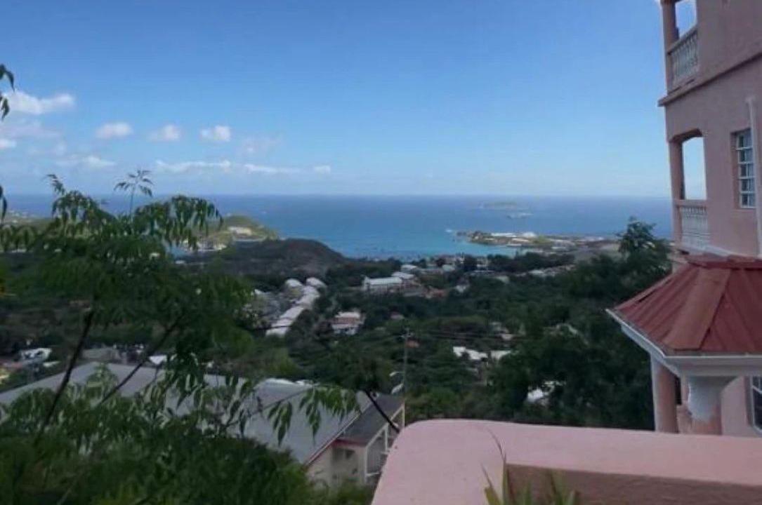 Photo of Outdoor in Estate Lower John Dunko