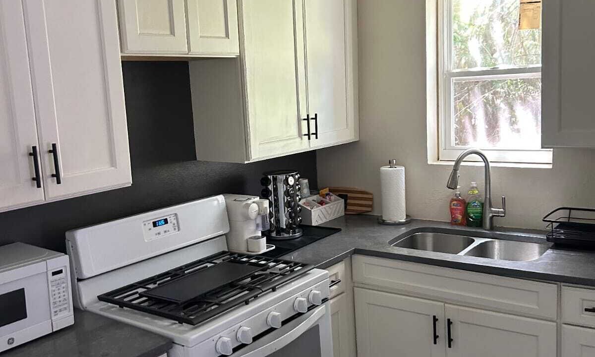 Photo of Kitchen in Estate Annas Retreat