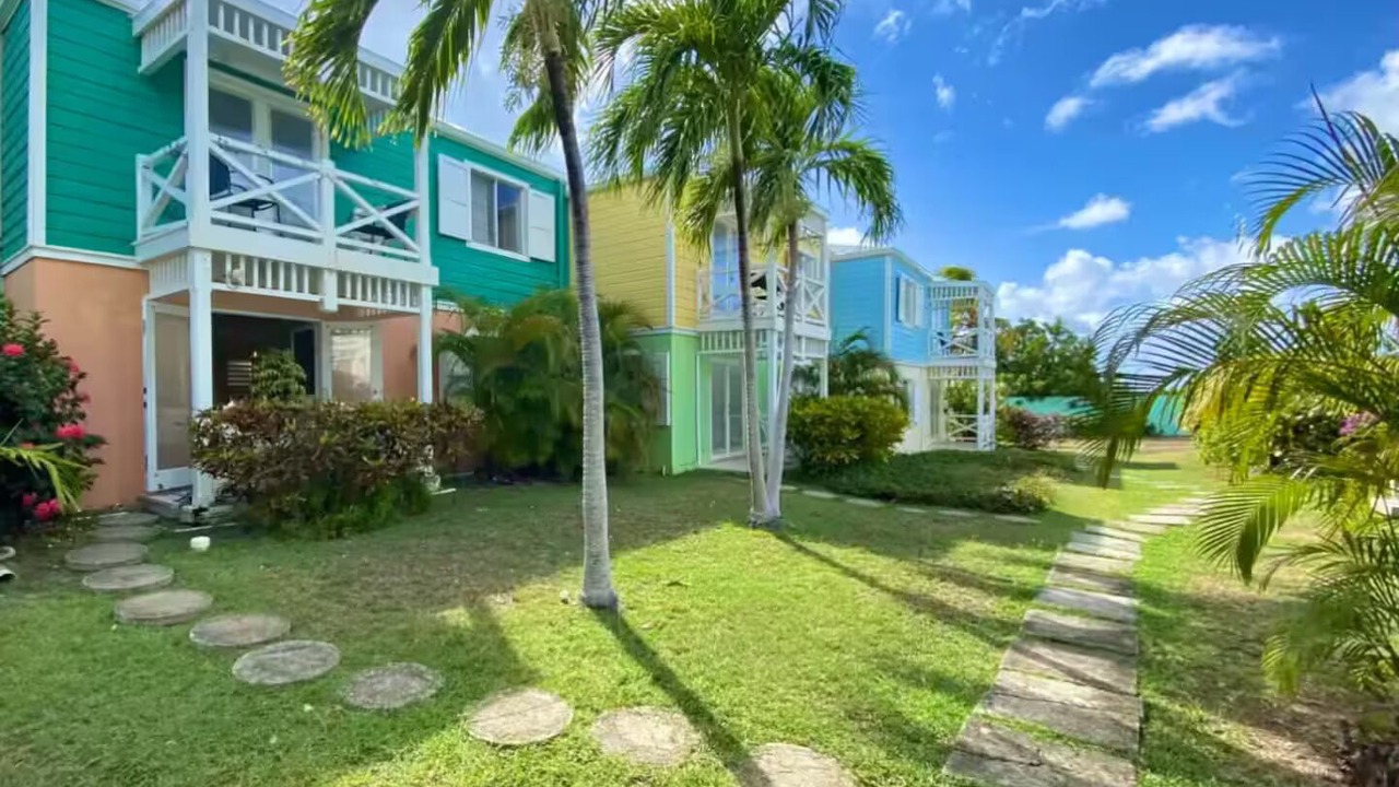Photo of Outdoor in Chenay Bay