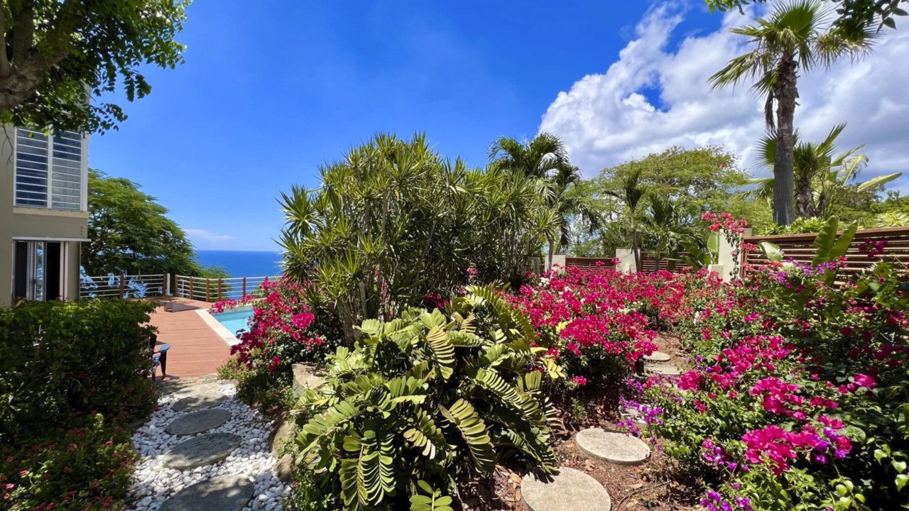 Photo of Others in Estate Frenchman Bay