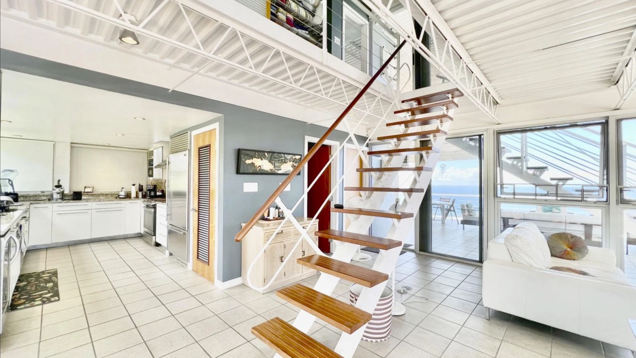 Photo of Bedroom in Estate Frenchman Bay