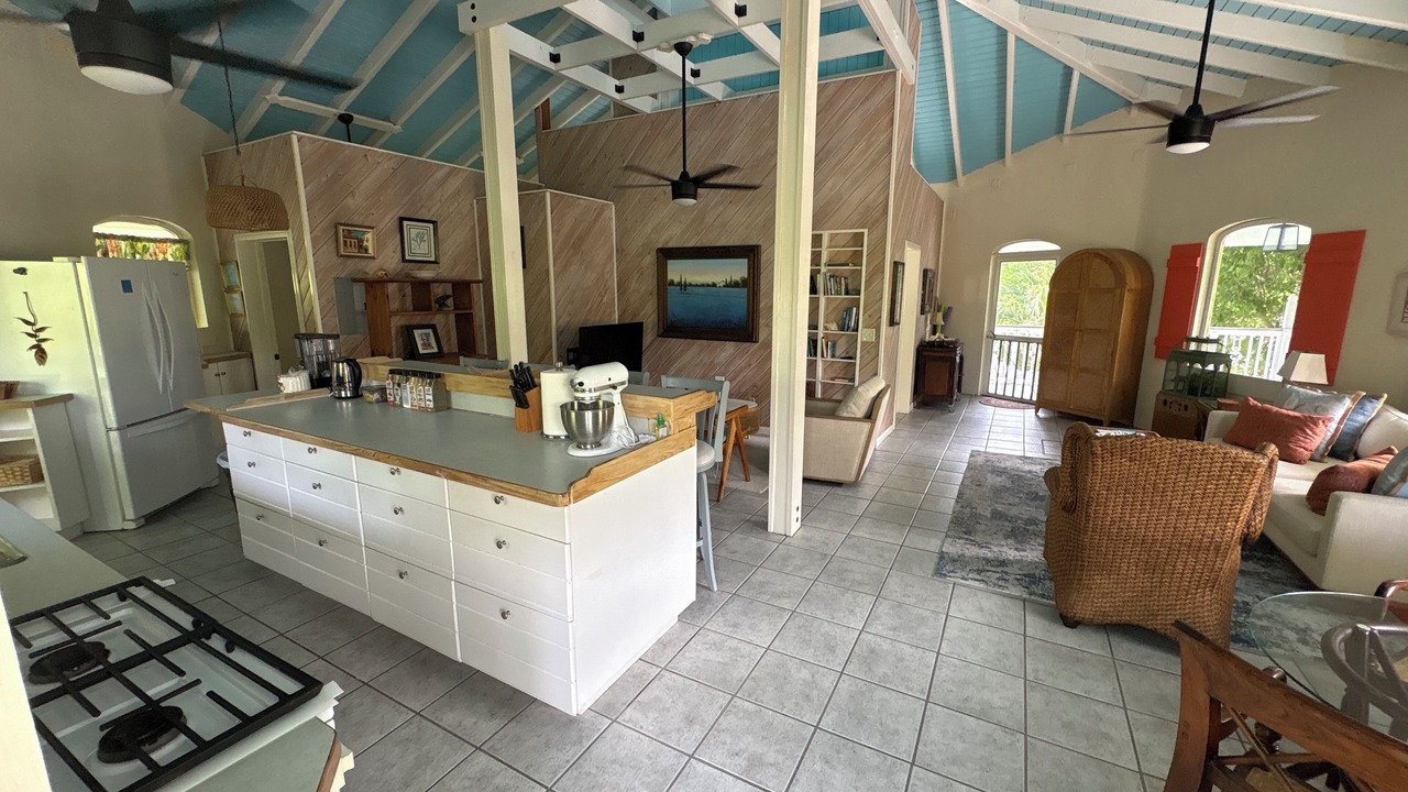 Photo of Livingroom in Estate Saint Quaco and Zimmerman