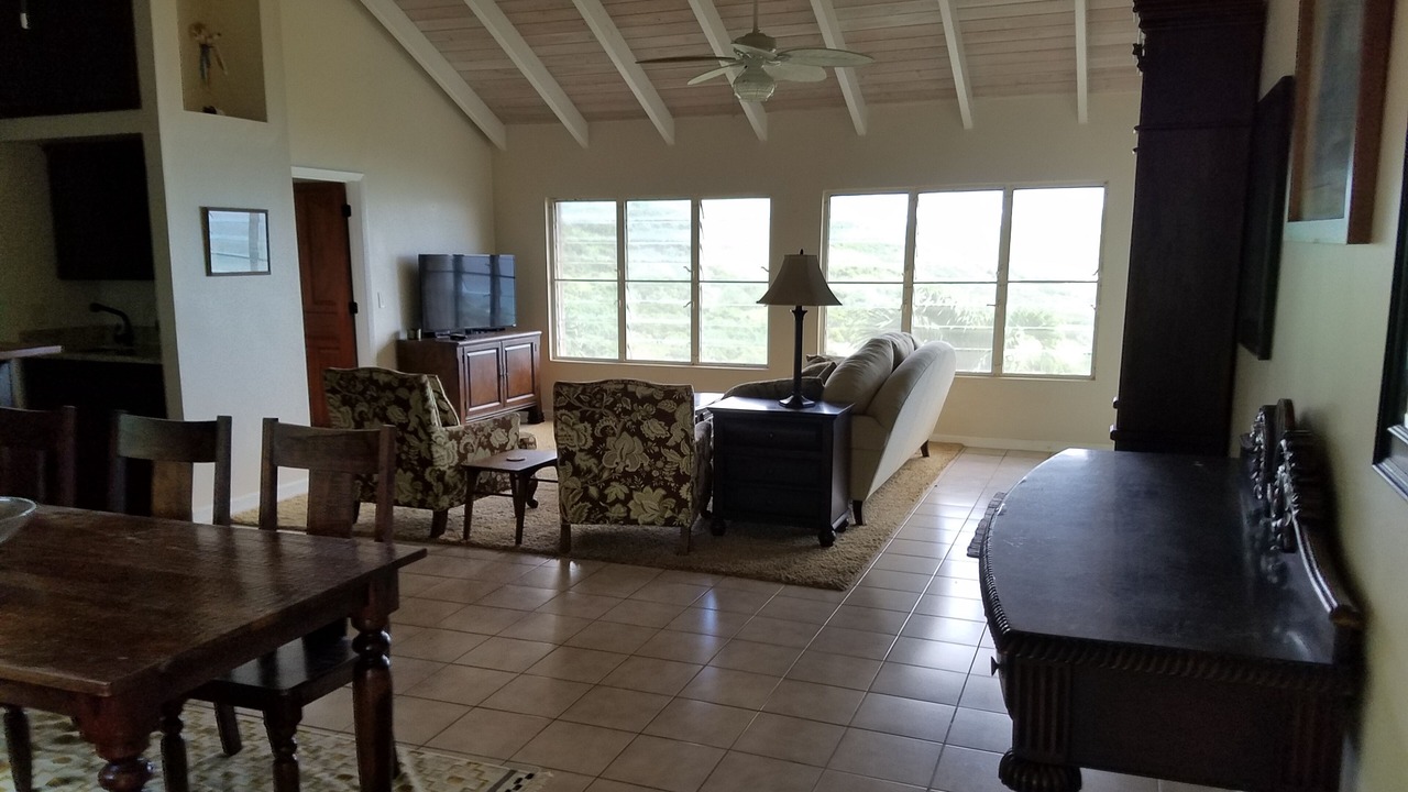 Photo of Livingroom in Estate Turner Hole