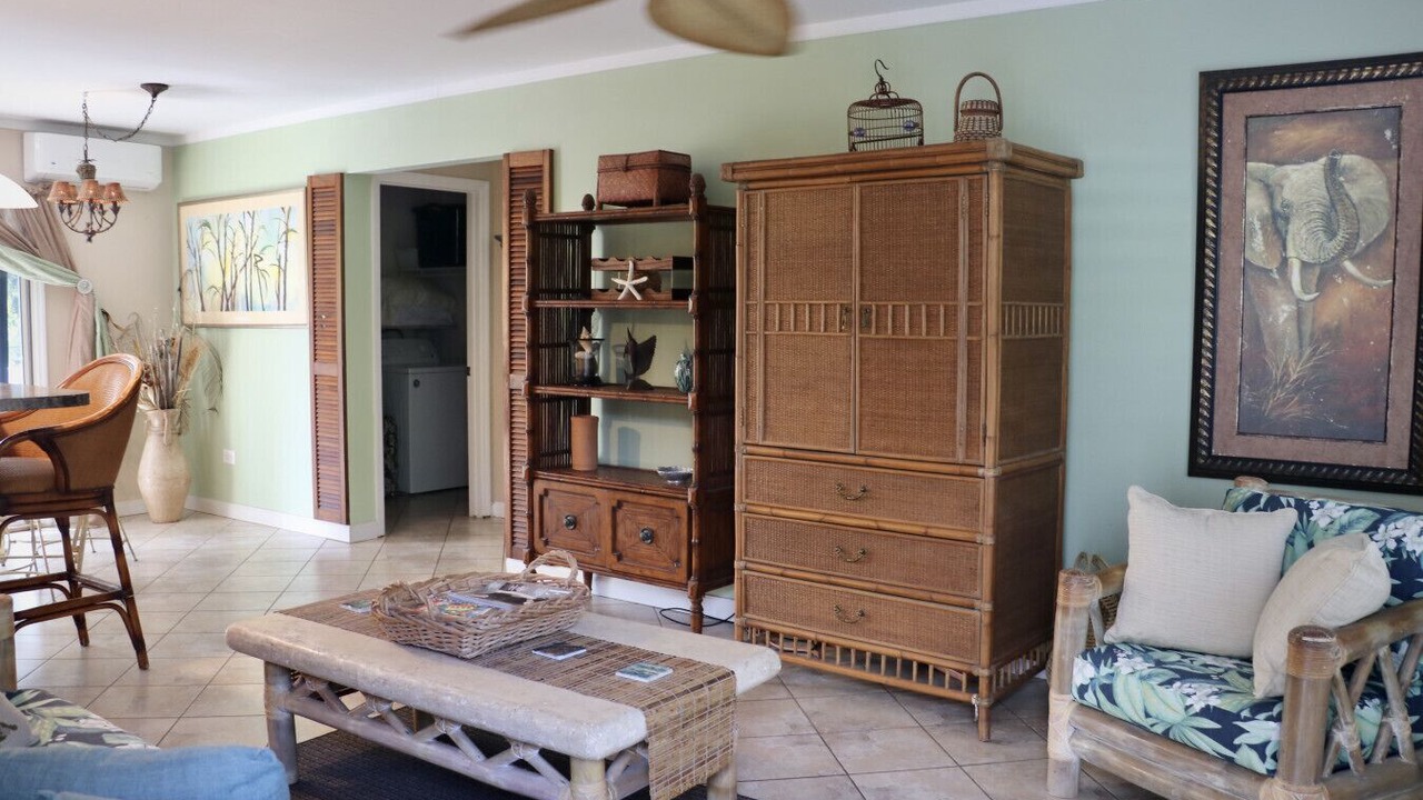 Photo of Livingroom in Estate Ruby