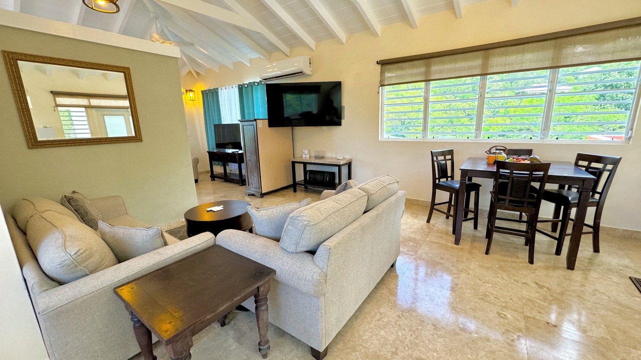 Photo of Livingroom in Estate Caneel Bay