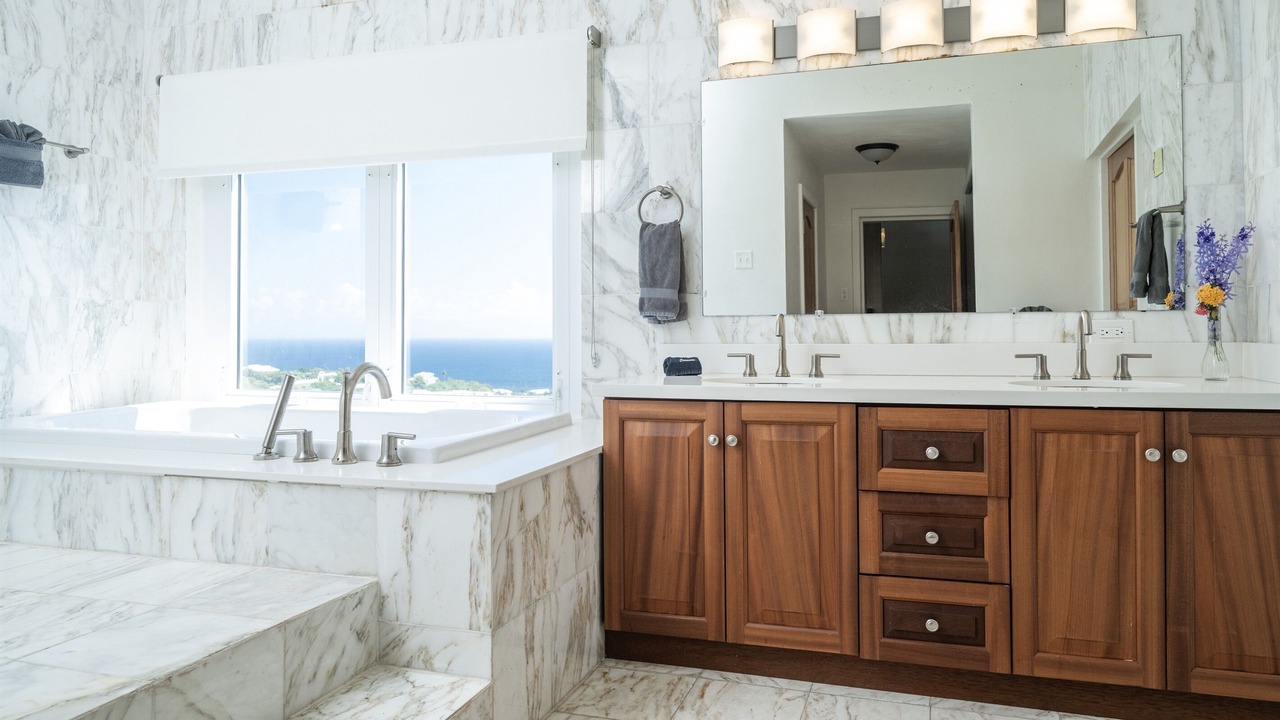 Photo of Bathroom in Estate Bakkero